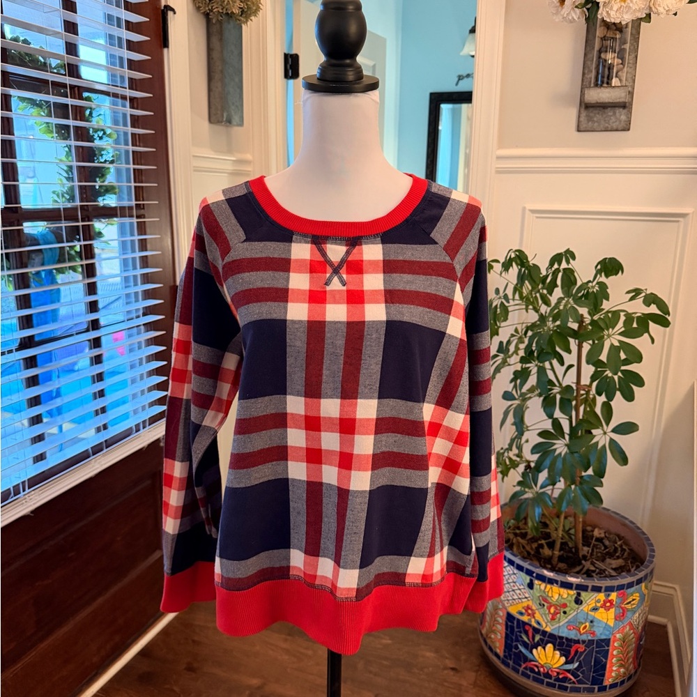Aerie NWOT Plaid Red and Blue Long Sleeve Crewneck Top
